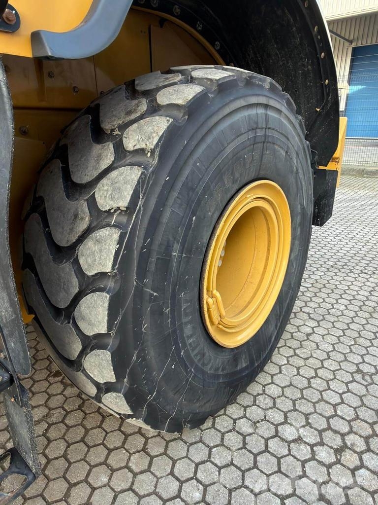 CAT 966MXE 轮式装载机