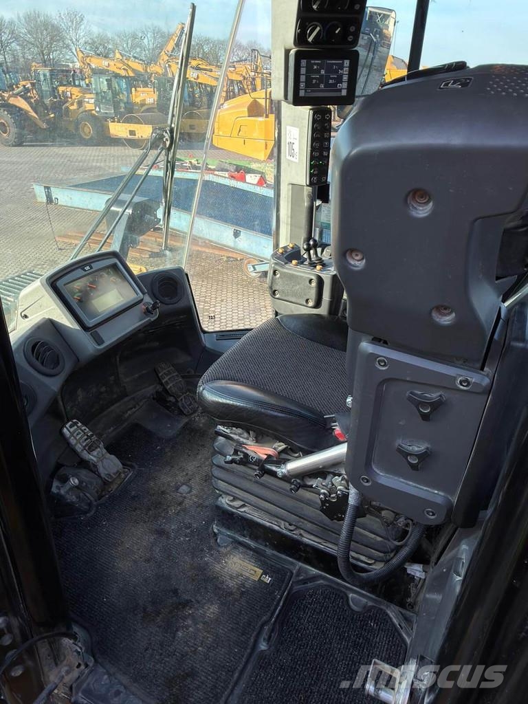 CAT 966MXE 轮式装载机