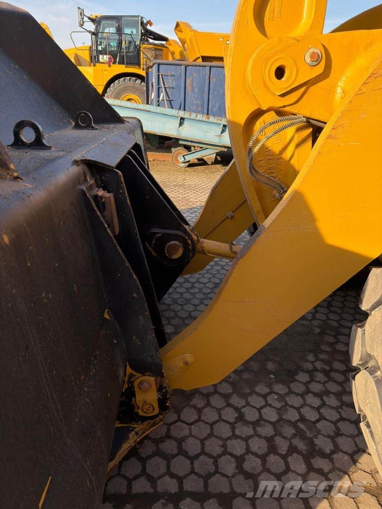 CAT 966MXE 轮式装载机