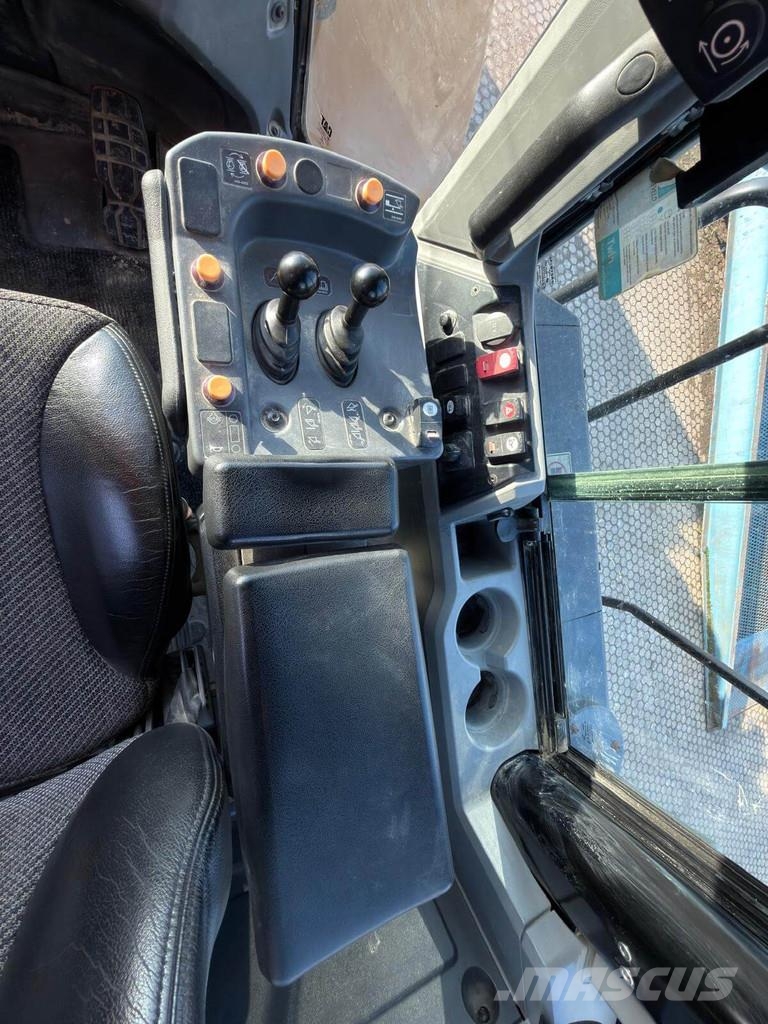 CAT 966MXE 轮式装载机