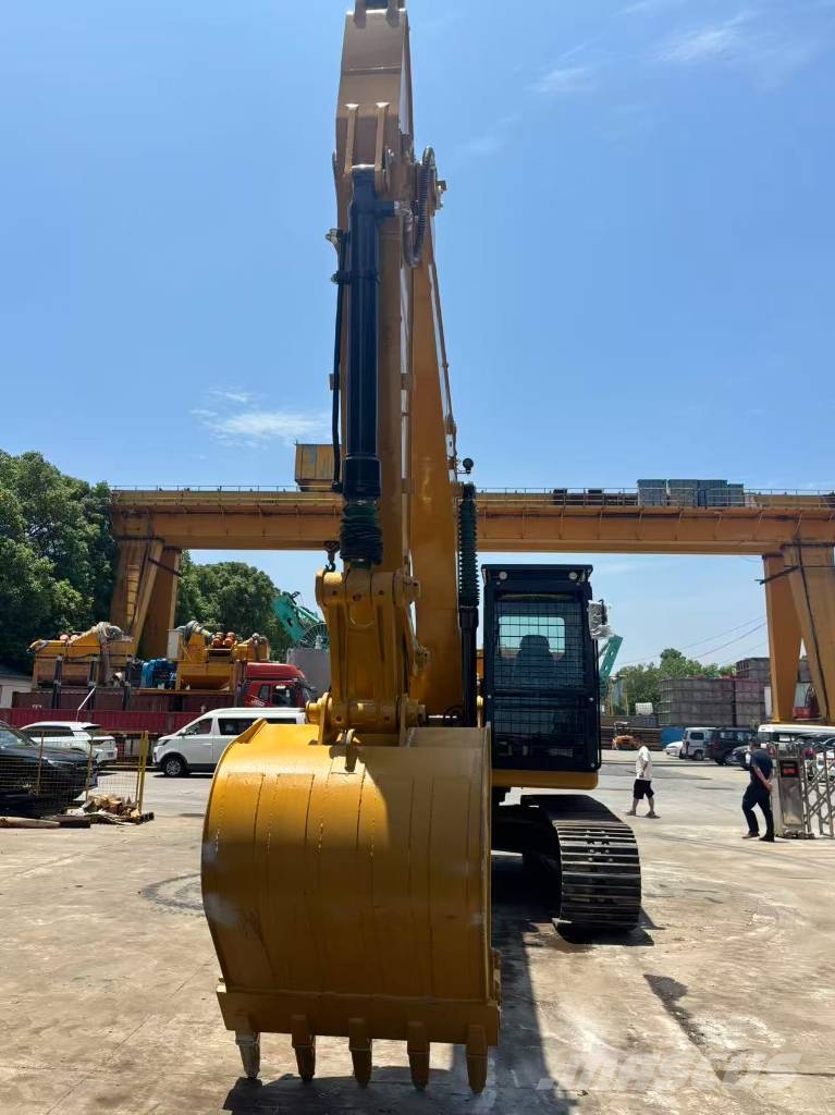 CAT 323 Bagri goseničarji