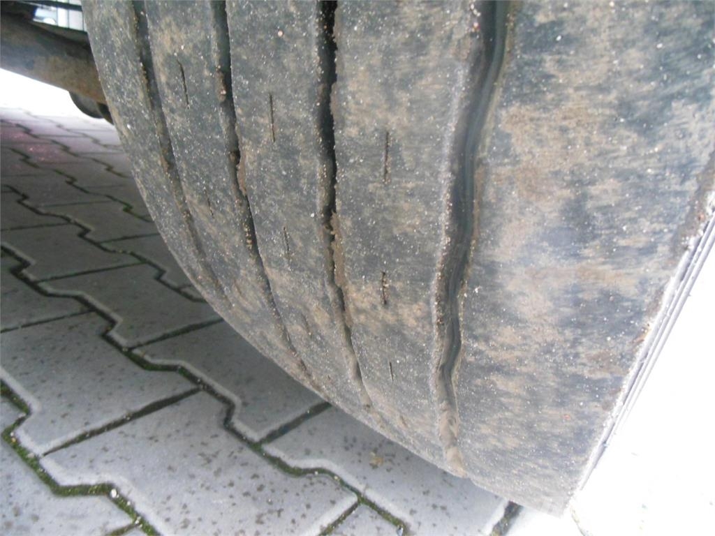 Iveco EuroCargo 180E32, Valník 9,3m - 23 Palet Camiones de caja de lona