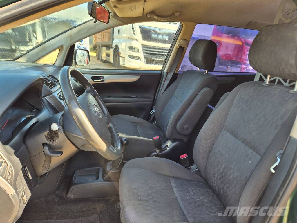 Toyota Avensis verso 2.0Diesel Sportsvan PKWs
