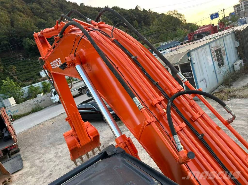 Hitachi ZX 240 履帶式 挖土機/掘鑿機/挖掘機