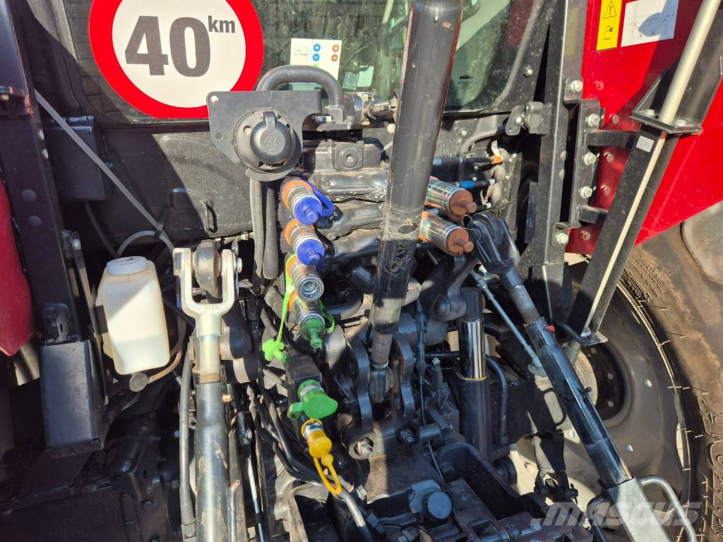 Case IH Farmall 100A Tractoren