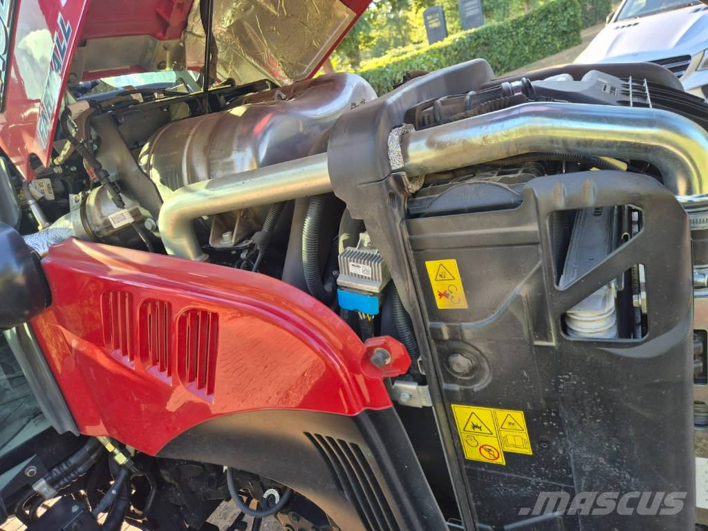 Case IH Farmall 100A Tractoren