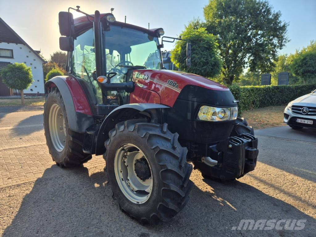 Case IH Farmall 100A Tractoren