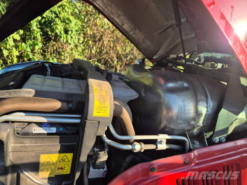 Case IH Farmall 100A Tractoren
