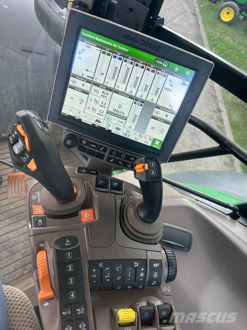 John Deere 6R215 Traktorok