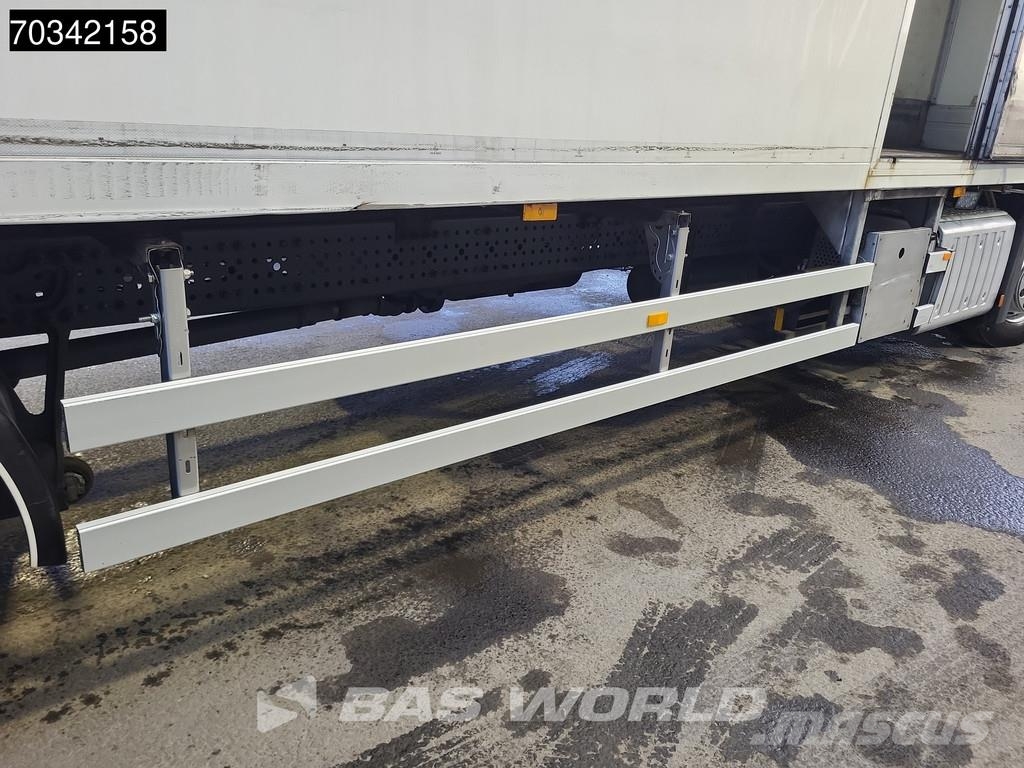 Mercedes-Benz Antos 2124 4X2 Carrier Vector 1950 Mt Euro 6 Koelwagens