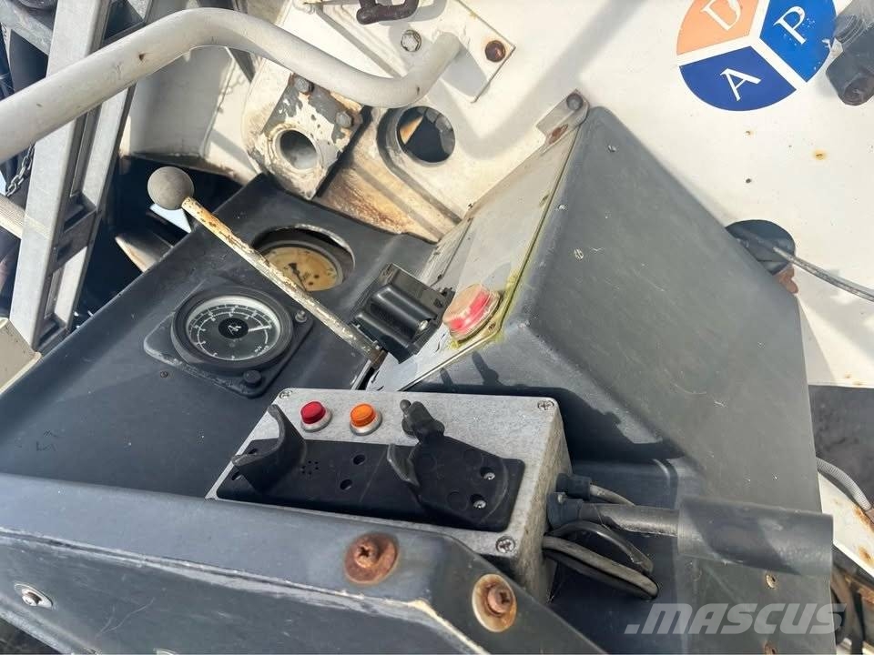 Volvo FL 6 トラック高所作業車