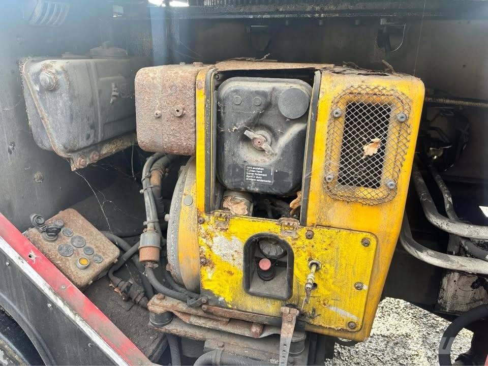 Volvo FL 6 トラック高所作業車