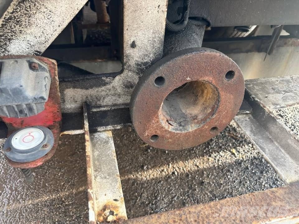 Volvo FL 6 トラック高所作業車