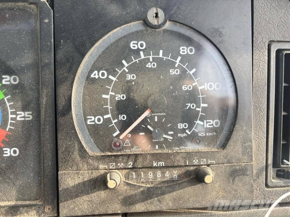 Volvo FL 6 トラック高所作業車