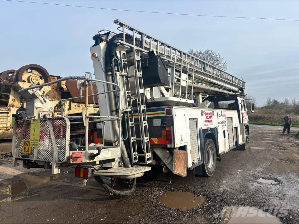 Volvo FL 6 トラック高所作業車