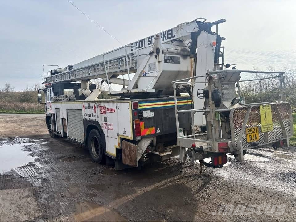 Volvo FL 6 トラック高所作業車