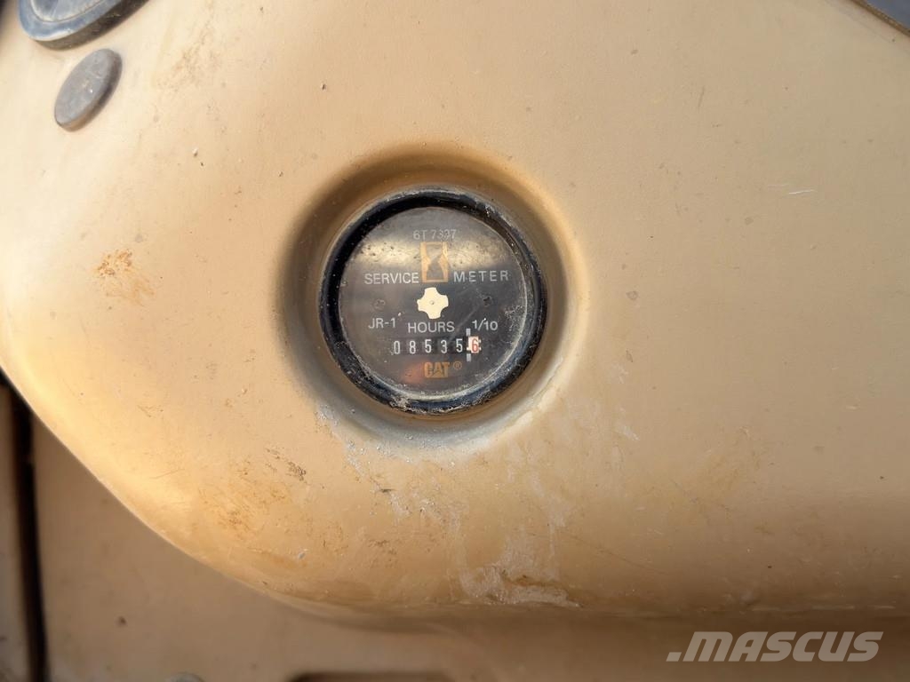 CAT 318B Tracked Excavator Roomikekskavaatorid