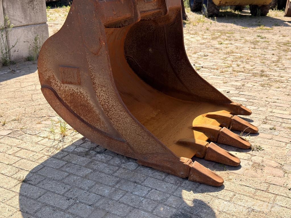 CAT 318B Tracked Excavator Rupsgraafmachines