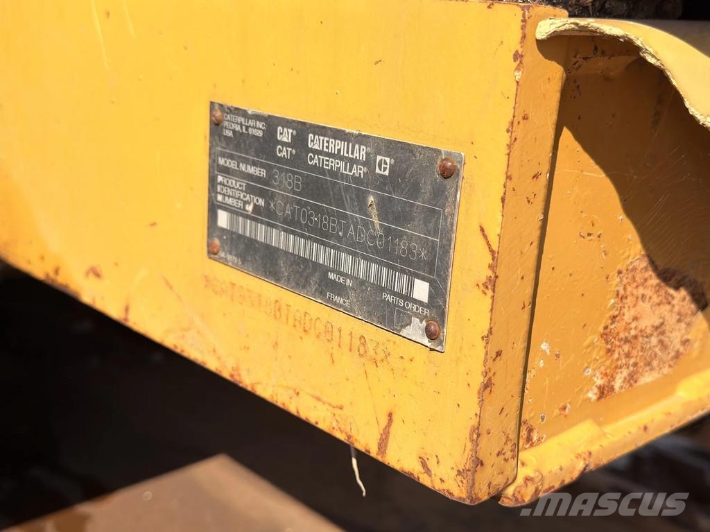 CAT 318B Tracked Excavator Roomikekskavaatorid