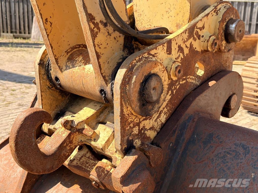 CAT 318B Tracked Excavator Rupsgraafmachines