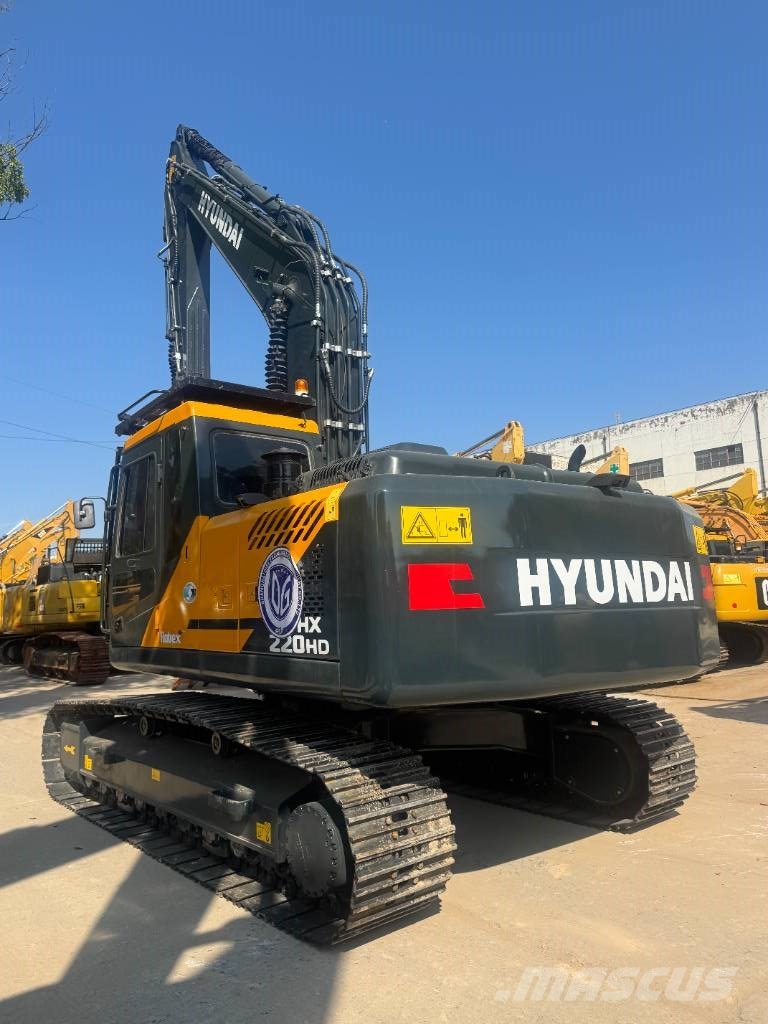 Hyundai HX 220 HD Гусеничні екскаватори