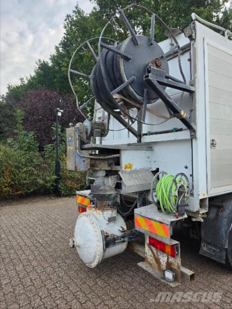 DAF CF85 /360 FAX with BREMAT 415 , CEMENT SCREEDS!! S Concrete pump trucks