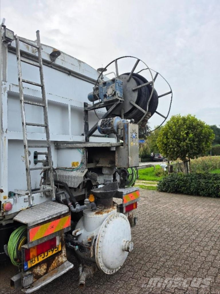 DAF CF85 /360 FAX with BREMAT 415 , CEMENT SCREEDS!! S 混凝土输送泵|布料机