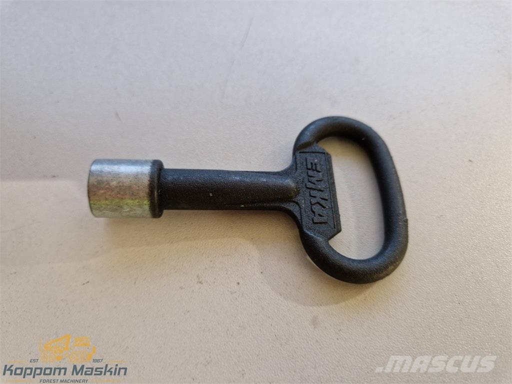Timberjack / John Deere F024045 Шаси