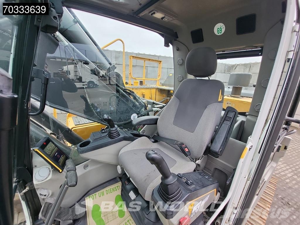 Volvo EC220 E L 3M Wide Escavadoras de rastos