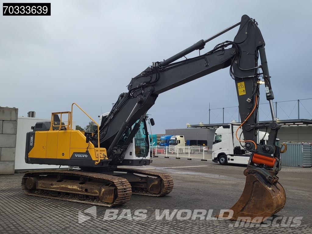 Volvo EC220 E L 3M Wide Escavadoras de rastos
