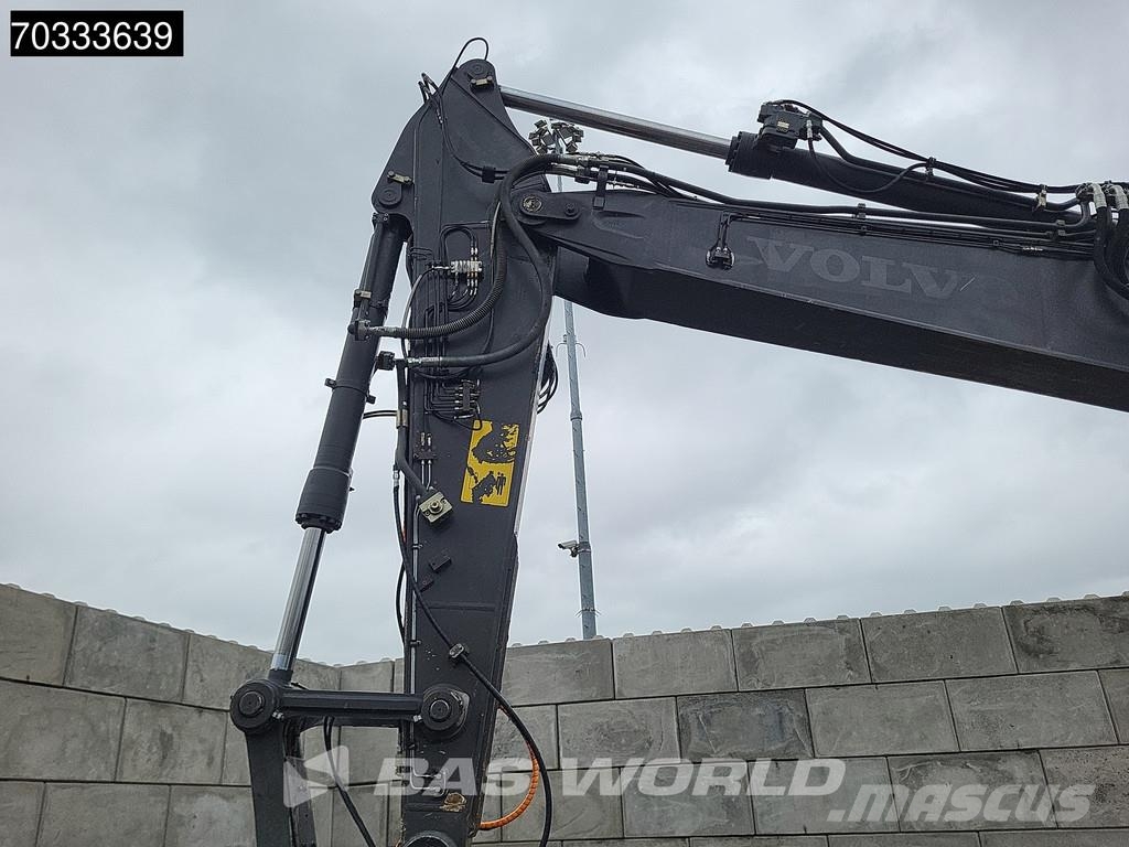 Volvo EC220 E L 3M Wide Escavadoras de rastos