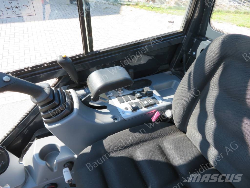 Yanmar SV 15 VT حفارات صغيرة أقل من 7 طن (حفارات صغيرة)
