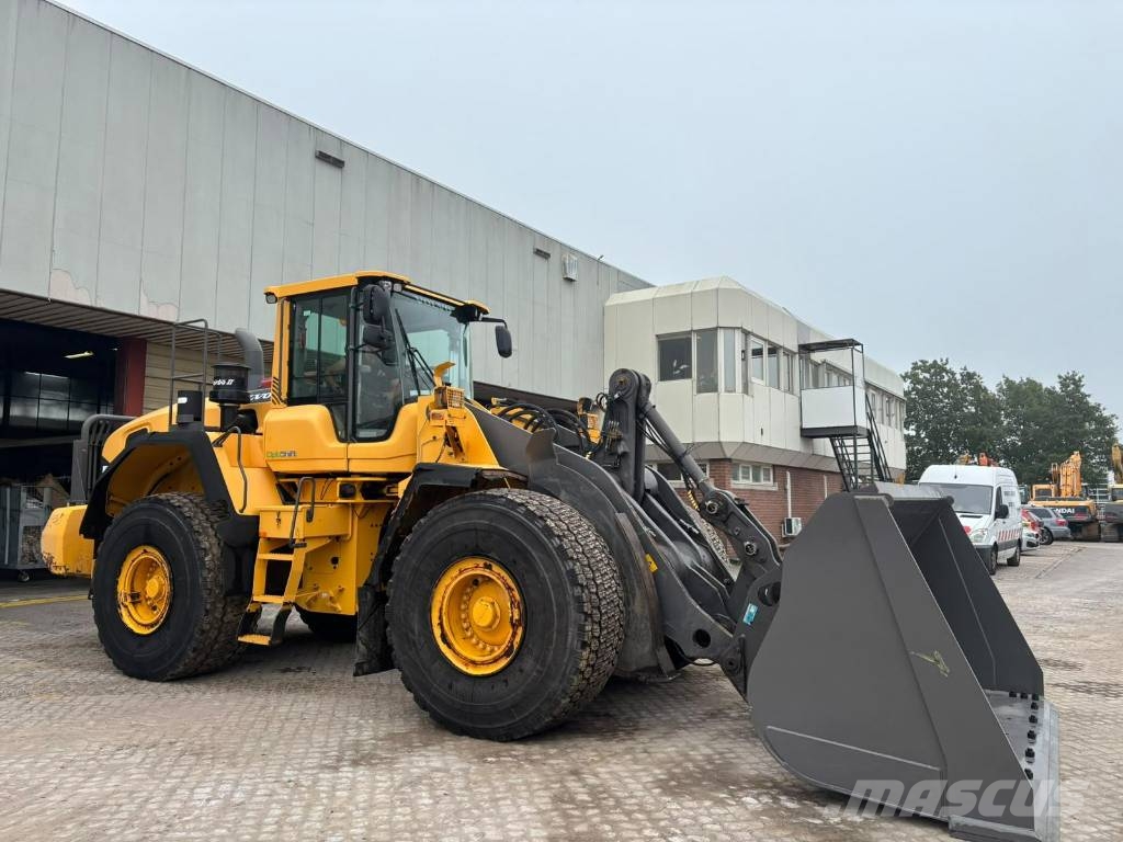 Volvo L 180 G Kolesni nakladalci