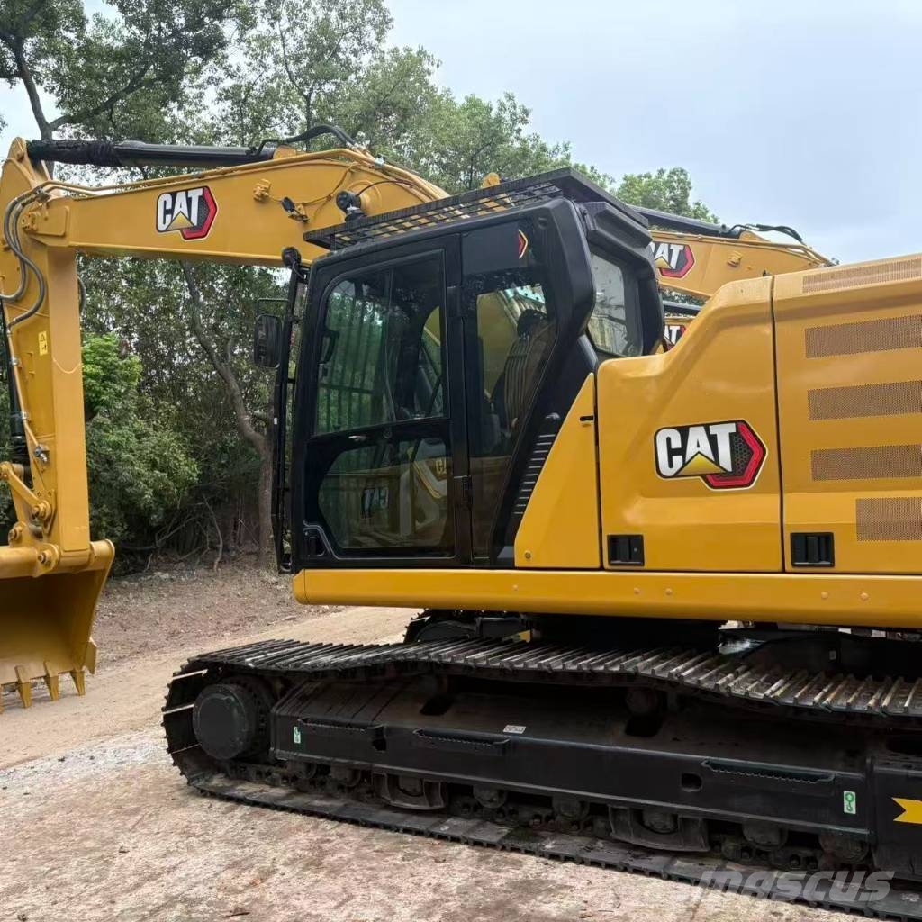 CAT 323 履带挖掘机