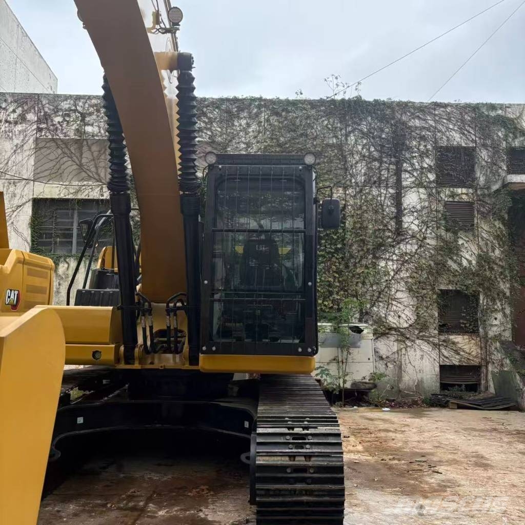 CAT 323 履带挖掘机