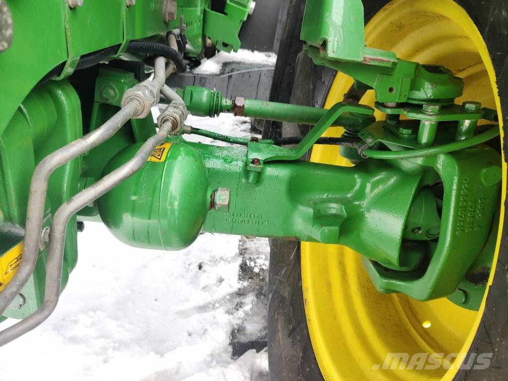 John Deere 6215 R AutoPower الجرارات
