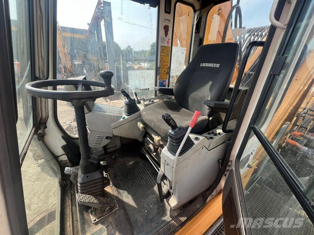 Liebherr A954B Litronic Waste / industry handlers