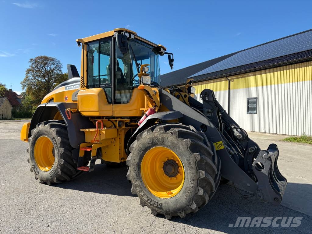 Volvo L60H lastmaskin, svensksåld, all utrustning Hjullastare