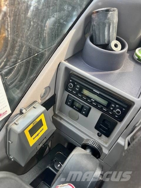 Volvo EWR 150 E /Engcon+pihdit,Leica 3 D,HIENO KONE Колесни екскаватори
