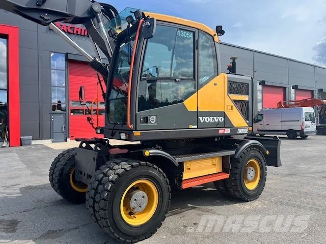 Volvo EWR 150 E /Engcon+pihdit,Leica 3 D,HIENO KONE Колесни екскаватори