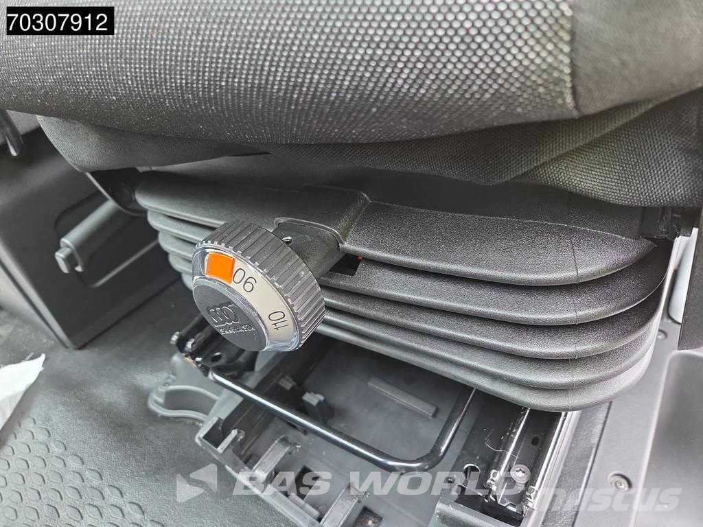 Iveco Daily 35S18 3.0L - Automático - 180CV - L3H2 - ACC شاحنة مقفلة