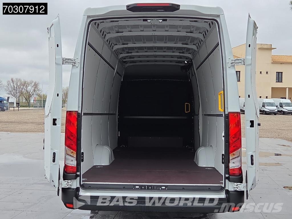 Iveco Daily 35S18 3.0L - Automático - 180CV - L3H2 - ACC شاحنة مقفلة
