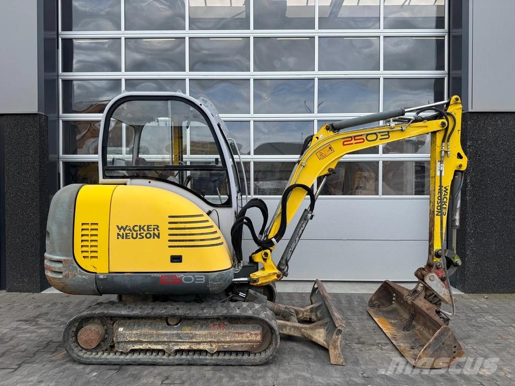 Wacker Neuson 2503 حفارات صغيرة أقل من 7 طن (حفارات صغيرة)