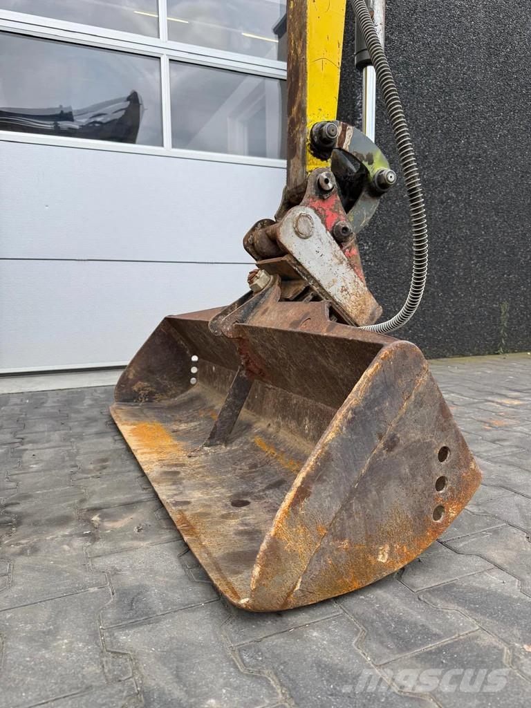Wacker Neuson 2503 حفارات صغيرة أقل من 7 طن (حفارات صغيرة)