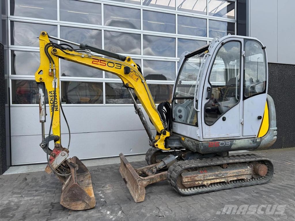Wacker Neuson 2503 حفارات صغيرة أقل من 7 طن (حفارات صغيرة)