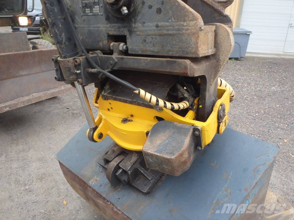 Hitachi ZX 160 W Engcon Pyöräkaivukoneet