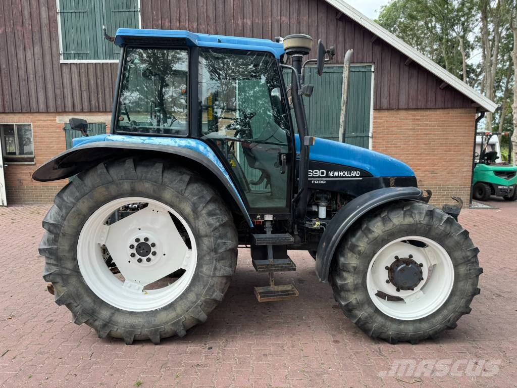 New Holland TS 90 Tractors