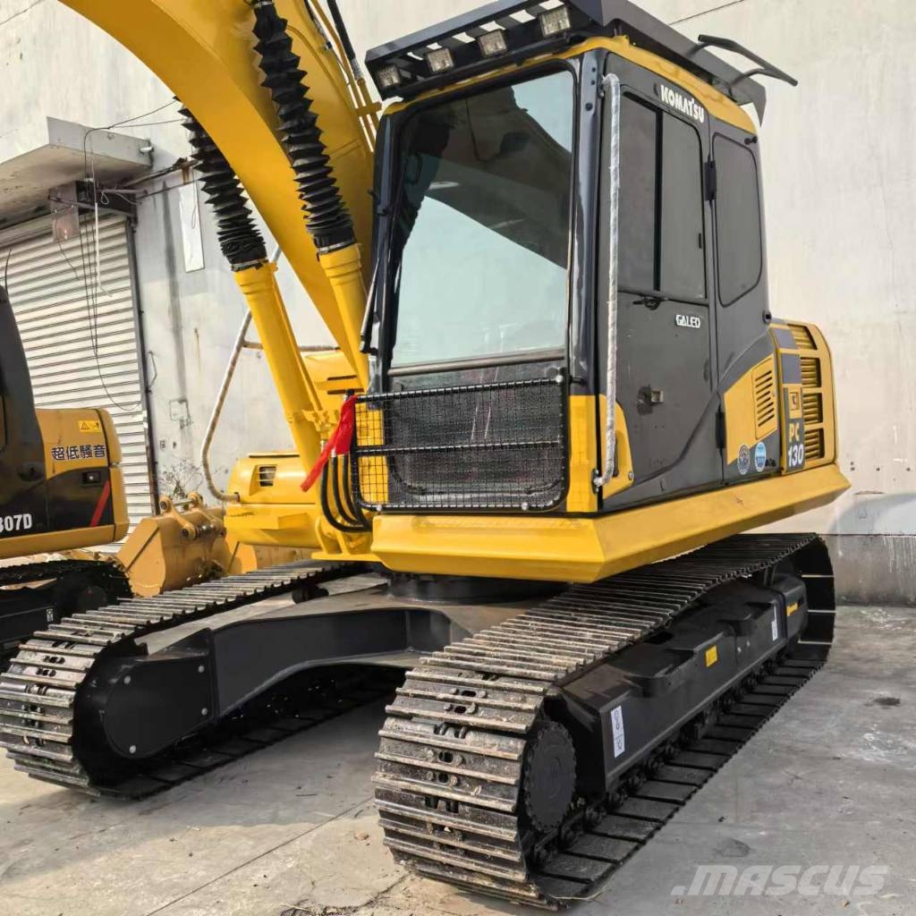 Komatsu pc130 履带挖掘机