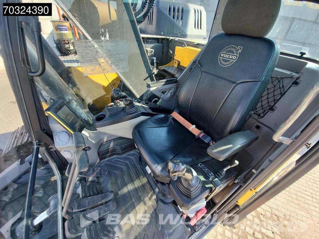 Volvo ECR235 E L Tiltrotator - Blade حفارات زحافة