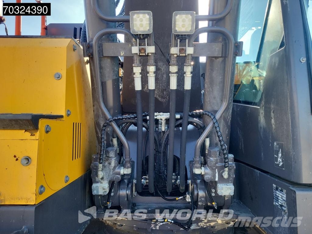 Volvo ECR235 E L Tiltrotator - Blade حفارات زحافة